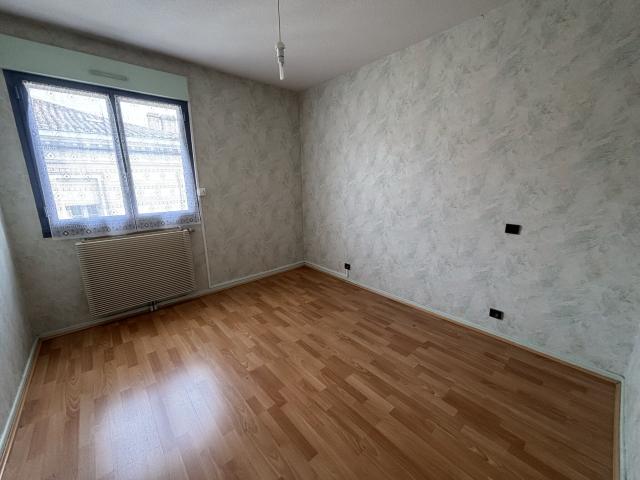 Appartement 3 pièces, 85 m² à louer à Tonneins 47400