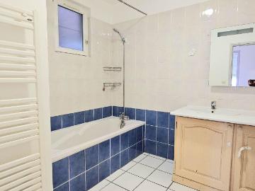 Appartement 3 pièces, 85 m² à louer à Valence 26000