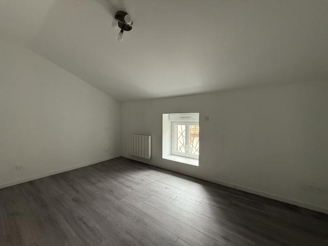 Appartement 3 pièces, 85 m² à louer à Vals les Bains 07600