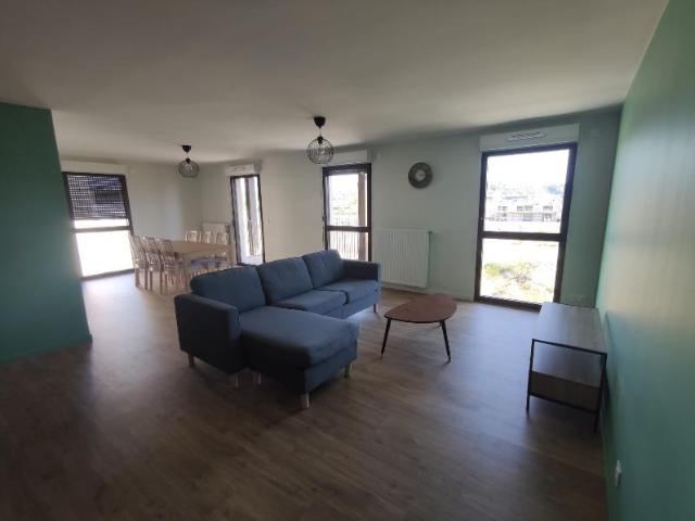 Appartement 3 pièces, 85 m² à louer à Bordeaux 33000
