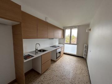 Appartement 3 pièces, 88 m² à louer à Béthune 62400