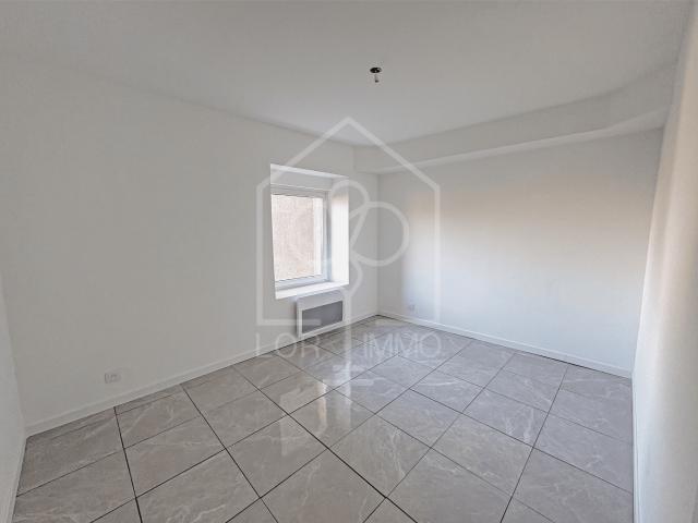 Appartement 3 pièces, 88 m² à louer à Faulquemont 57380