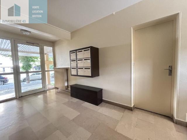 Appartement 3 pièces, 88 m² à louer à Le Puy en Velay 43000