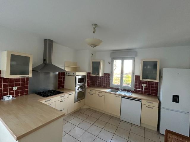 Appartement 3 pièces, 88 m² à louer à L'Isle d'Abeau 38080