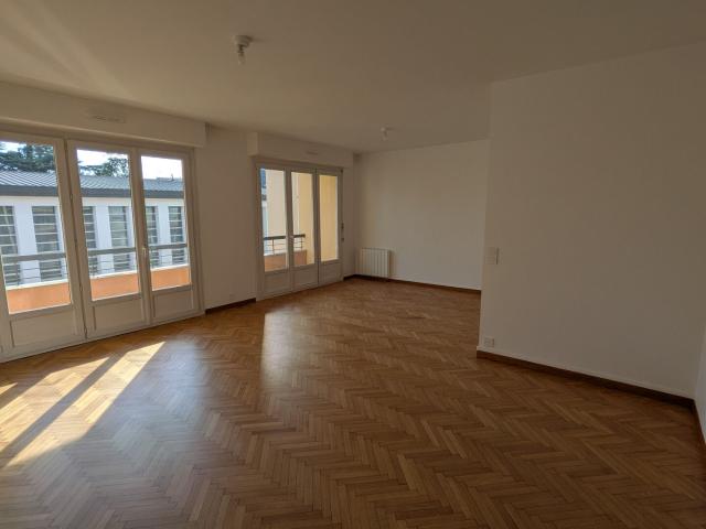 Appartement 3 pièces, 88 m² à louer à Rodez 12000