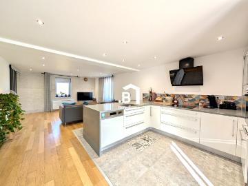 Appartement 3 pièces 93 m²