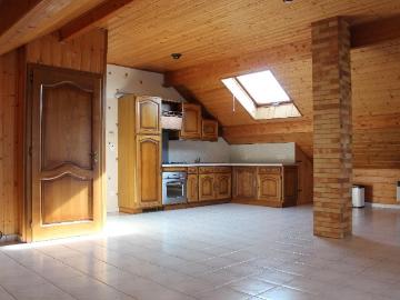 Appartement 3 pièces, 90 m² à louer à Hundling 57990