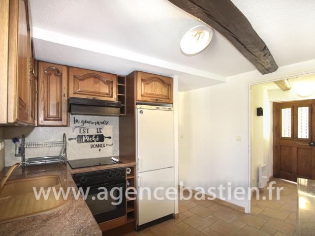 Appartement 3 pièces, 90 m² à louer à Péron 01630