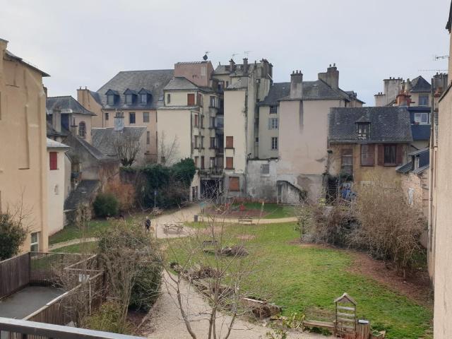 Appartement 3 pièces, 90 m² à louer à Rodez 12000