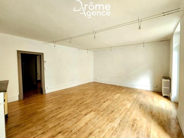 Appartement 3 pièces, 91 m² à louer à Valence 26000