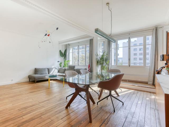 Appartement 3 pièces, 91 m² à louer à Paris 16 75016