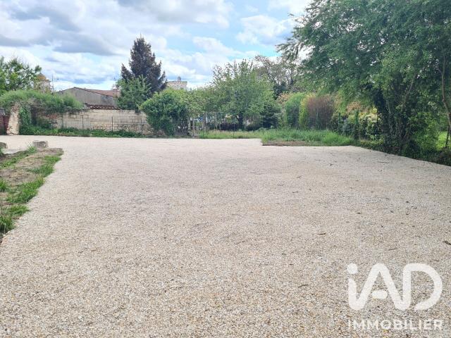 Appartement 3 pièces, 91 m² à louer à Pons 17800