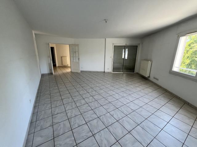 Appartement 3 pièces, 92 m² à louer à Annonay 07100