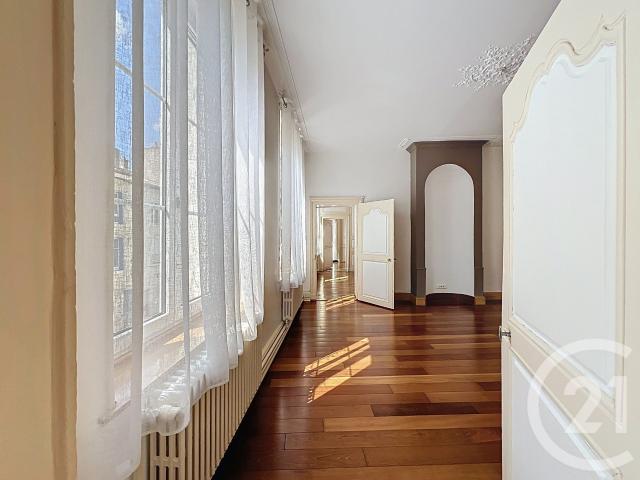 Appartement 3 pièces 92 m²