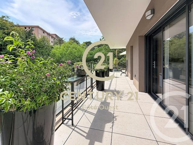 Appartement 3 pièces 97 m²