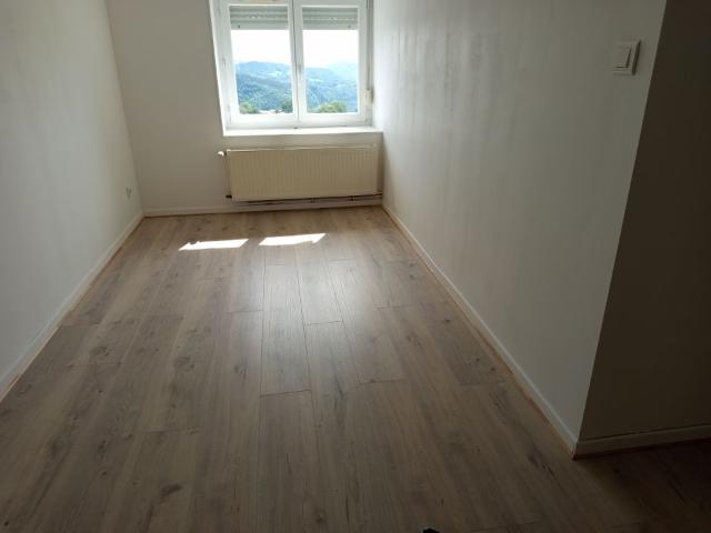 Appartement 3 pièces, 94 m² à louer à Montfaucon 25660