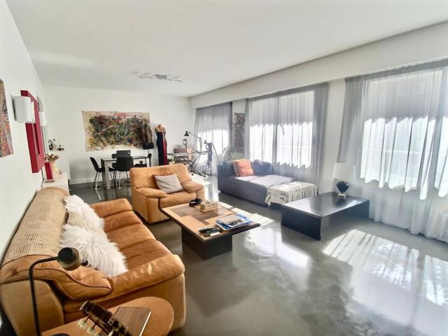 Appartement 3 pièces 94 m²