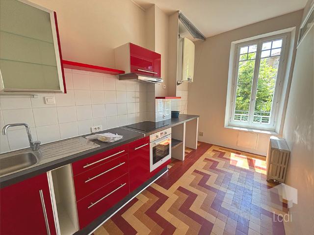 Appartement 3 pièces 94 m²
