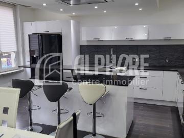Appartement 3 pièces 94 m²