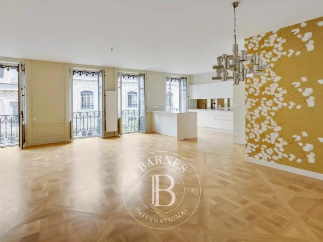 Appartement 3 pièces 94 m²