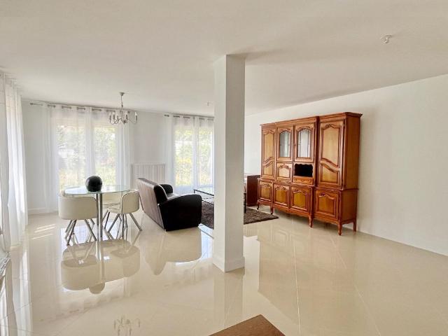 Appartement 3 pièces 94 m²