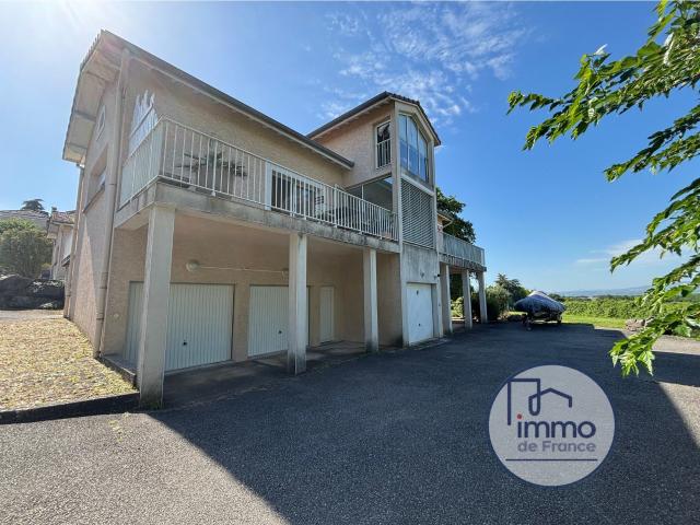 Appartement 3 pièces 94 m²