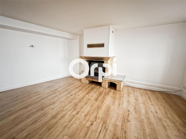 Appartement 3 pièces, 95 m² à louer à Saint Symphorien sur Coise 69590