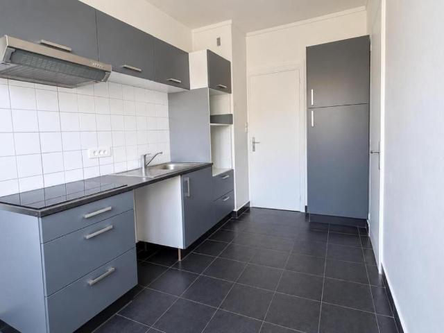 Appartement 3 pièces, 98 m² à louer à Cambrai 59400