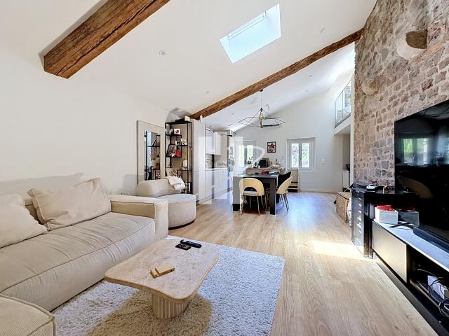 Appartement 3 pièces 98 m²