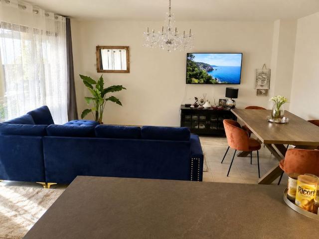 Appartement 3 pièces, 100 m² à louer à Ferney Voltaire 01210