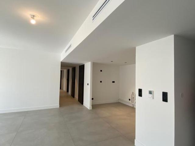 Appartement 3 pièces 101 m²