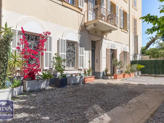 Appartement 3 pièces 102 m²