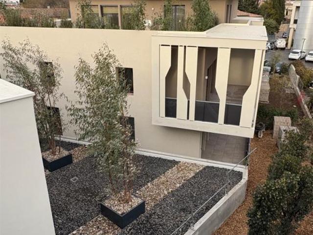 Appartement 3 pièces 102 m²
