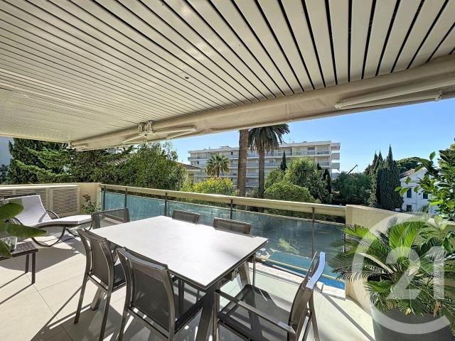 Appartement 3 pièces 103 m²