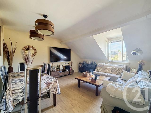 Appartement 3 pièces 103 m²