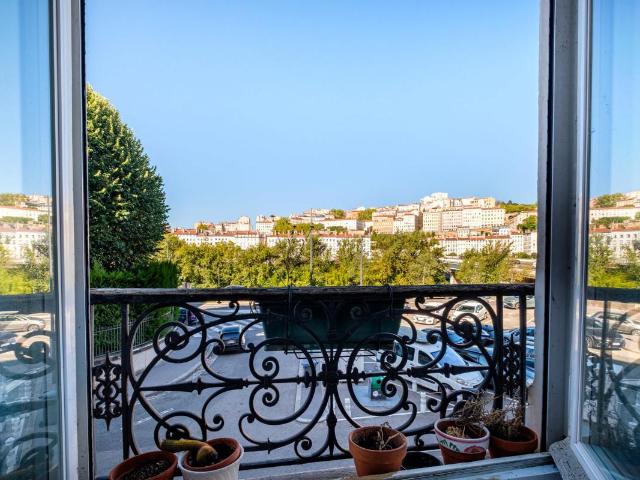 Appartement 3 pièces 104 m²