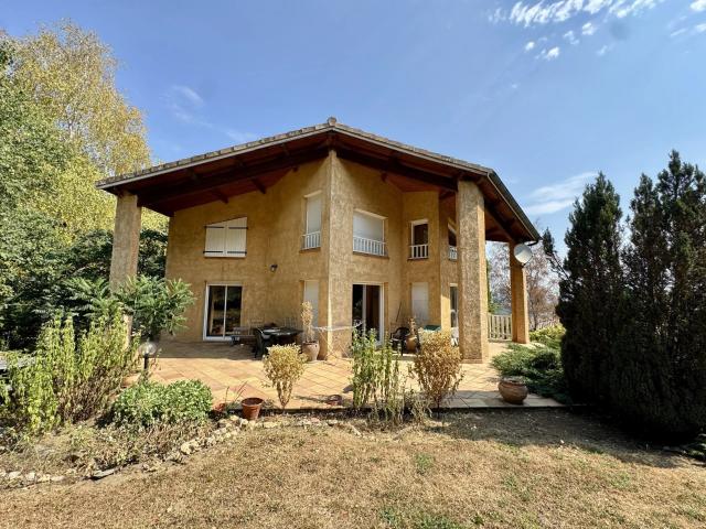 Appartement 3 pièces 104 m²