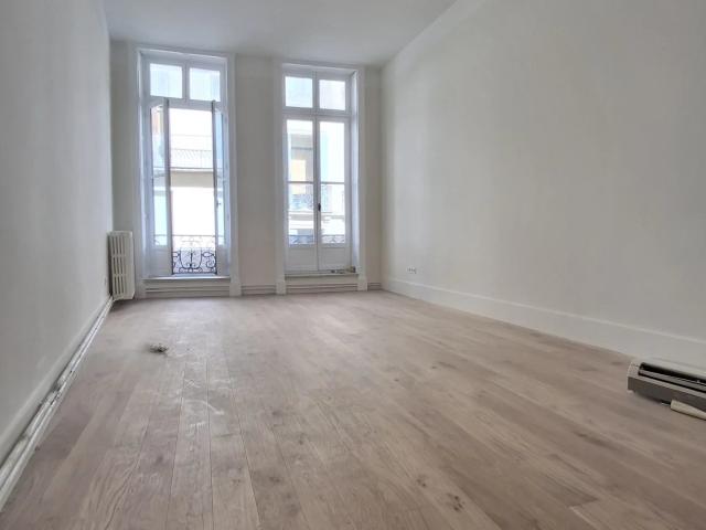 Appartement 3 pièces 104 m²