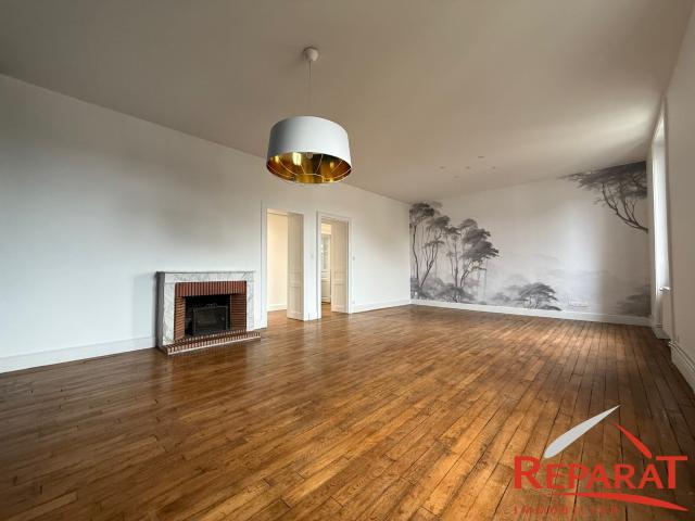 Appartement 3 pièces 104 m²