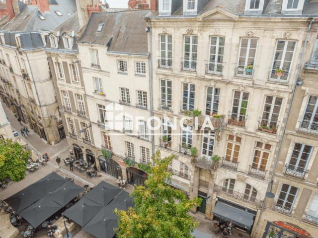 Appartement 3 pièces 105 m²