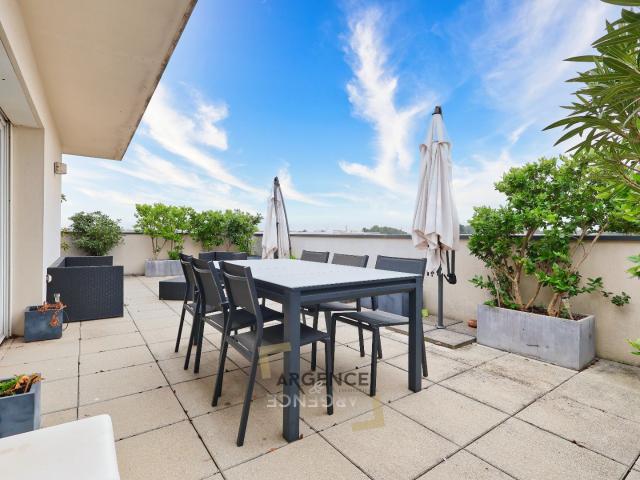 Appartement 3 pièces 106 m²