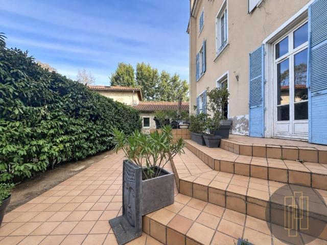 Appartement 3 pièces 107 m²