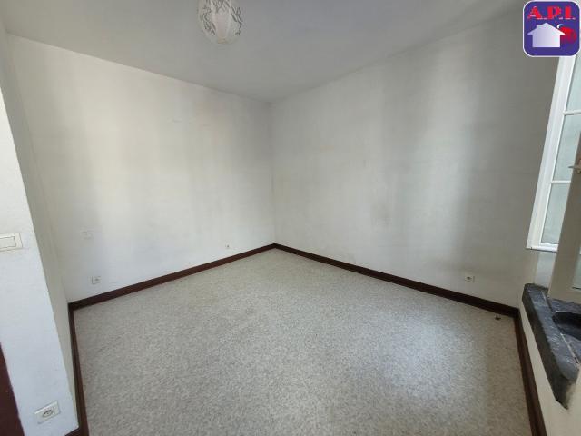 Appartement 3 pièces, 107 m² à louer à Saint Girons 09200