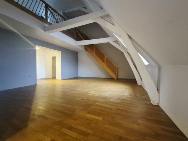Appartement 3 pièces 108 m²