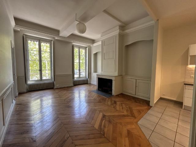 Appartement 3 pièces 108 m²