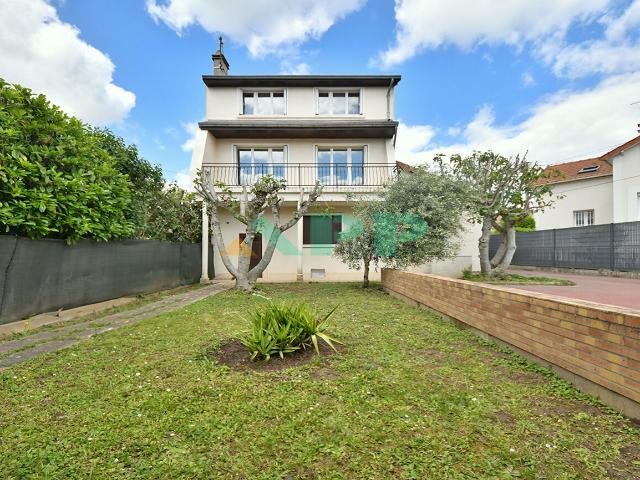 Appartement 3 pièces 111 m²