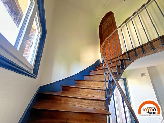 Appartement 3 pièces 111 m²
