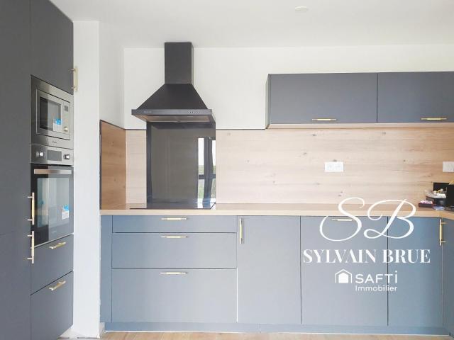 Appartement 3 pièces, 111 m² à louer à Lauzerte 82110