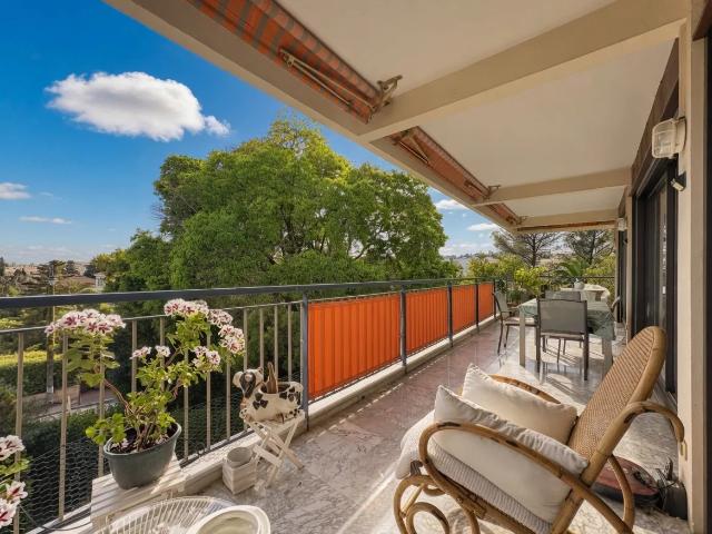 Appartement 3 pièces 114 m²