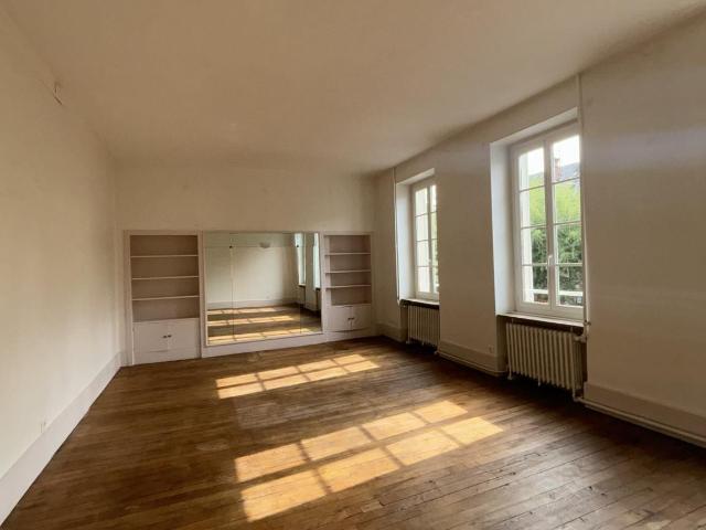 Appartement 3 pièces 114 m²